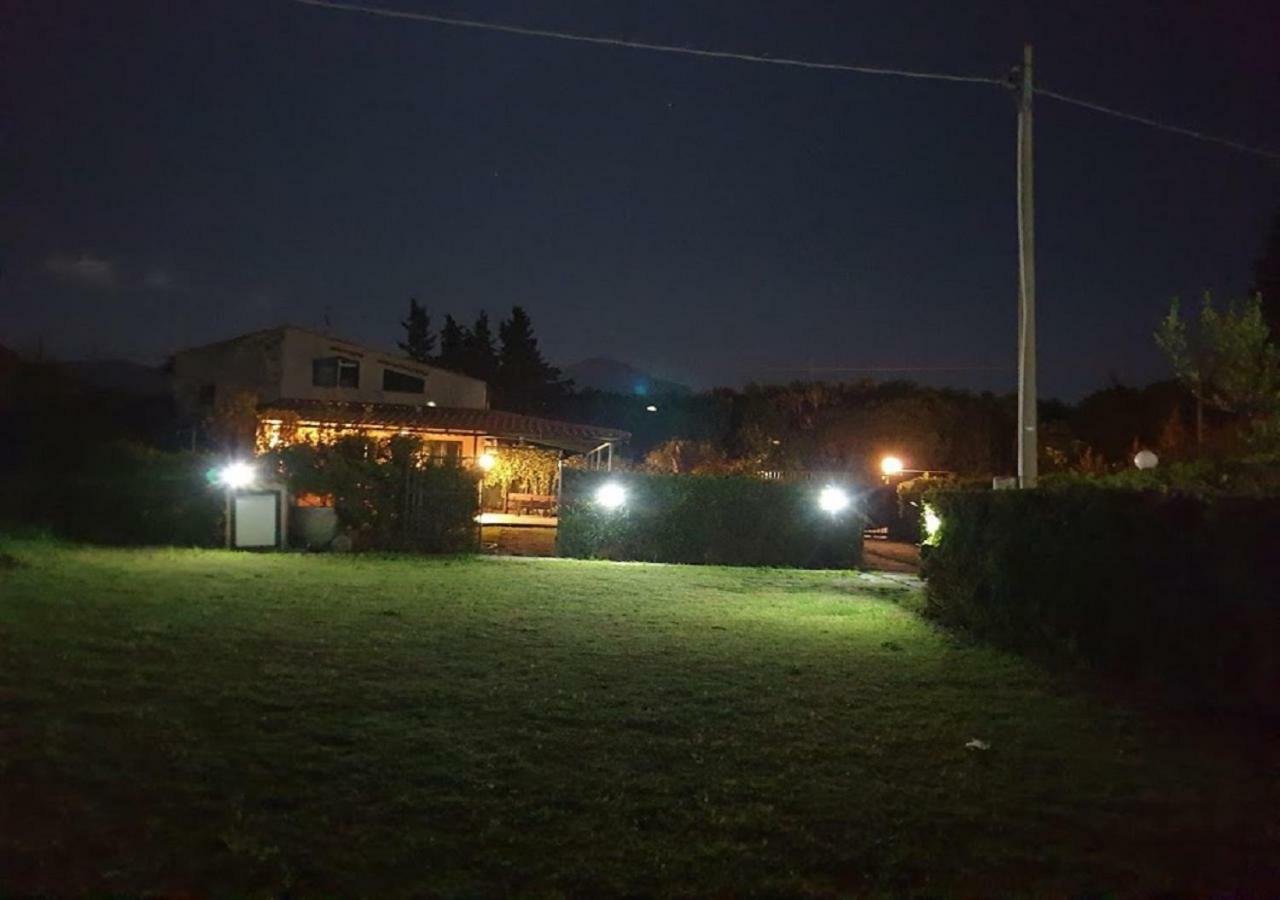 Casa Delle Salinelle Lascari Exterior foto